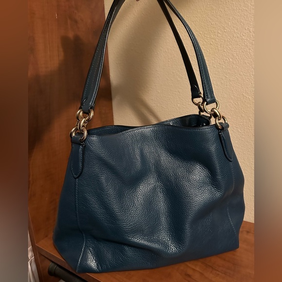 Gorgeous teal Coach purse - Picture 1 of 5